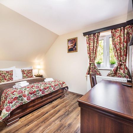 Room Mesi Розвадов Экстерьер фото