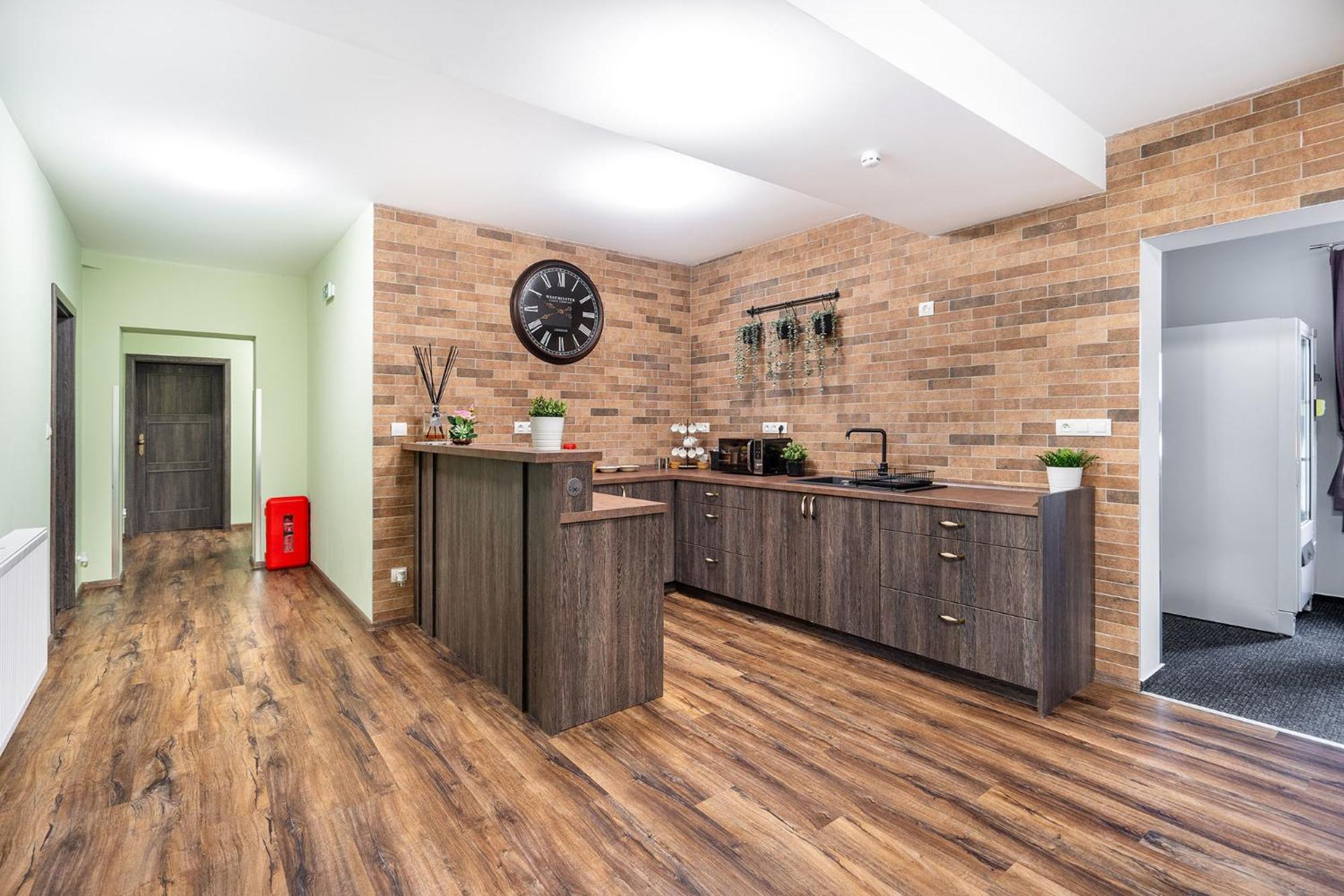 Room Mesi Розвадов Экстерьер фото